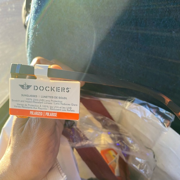 Dockers sun glasses - Picture 1 of 7